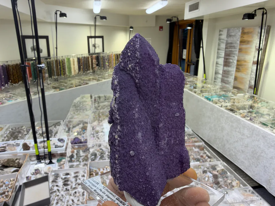 Mineral specimen
